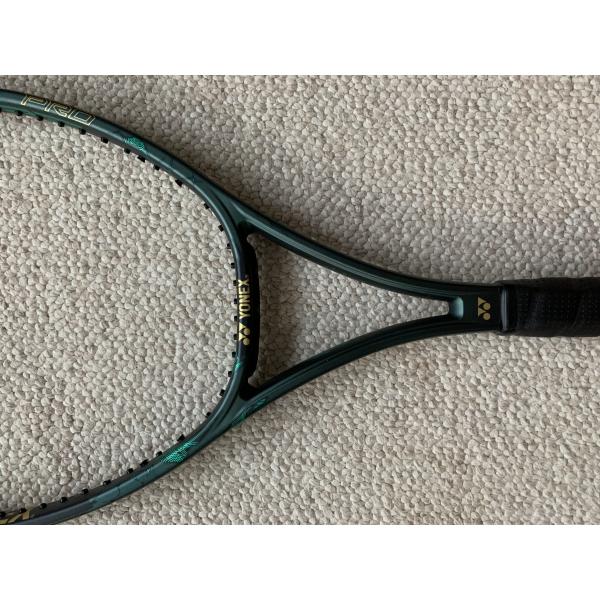 Vcore Pro 100 300 Tennis Racket - 4 1/4 USED, Unstrung