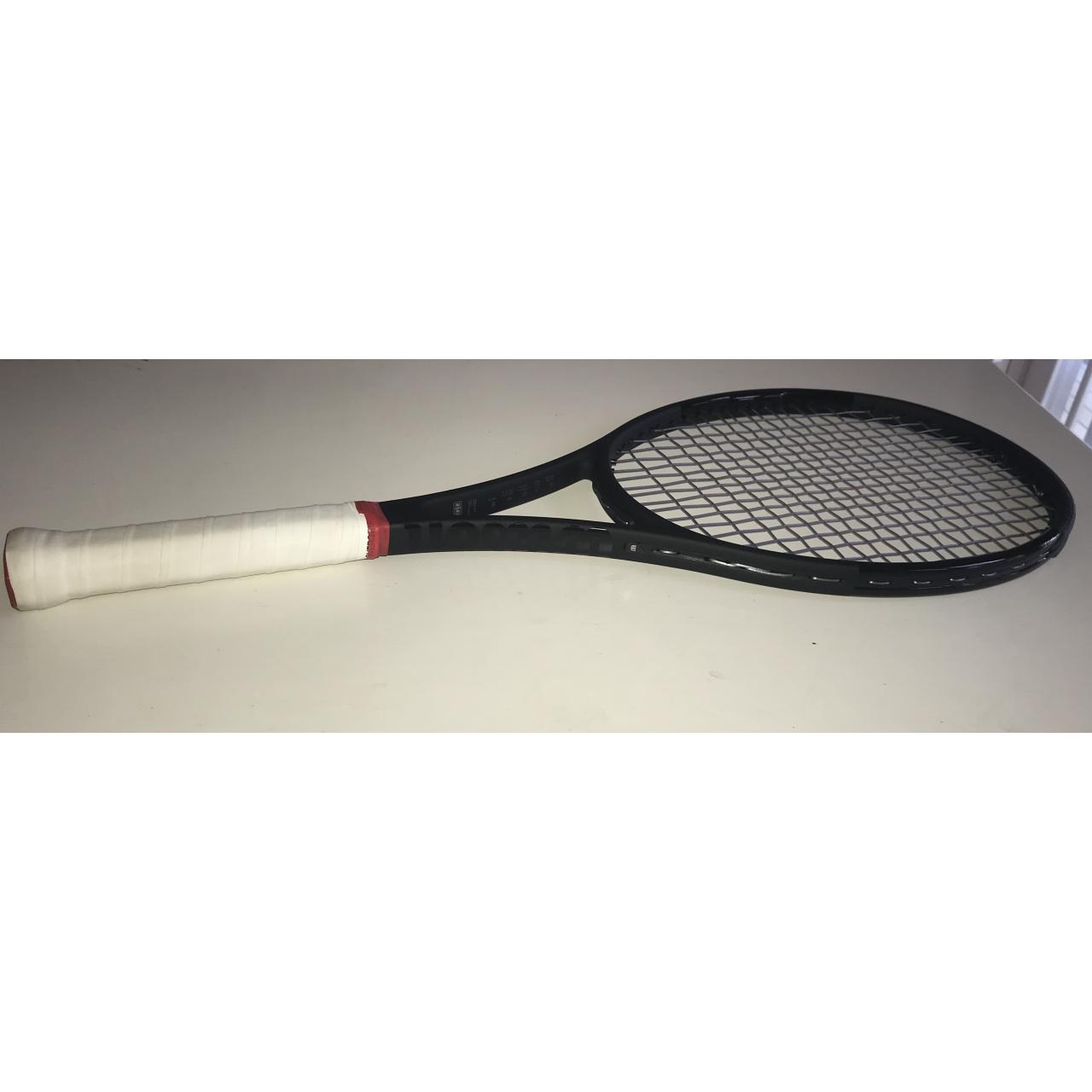 Wilson Pro Staff 97 CV Black Racquet (1/4)