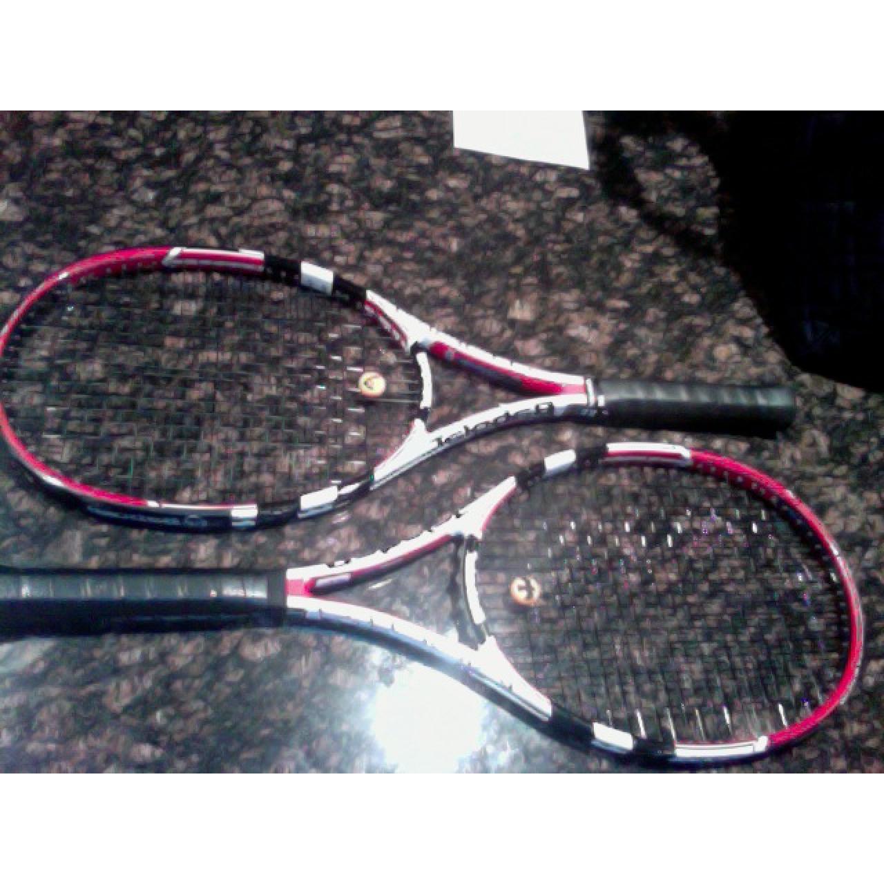 **TWO RACKETS** Pure Storm Gt